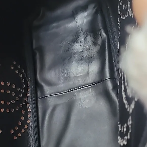 Chanel Patent Tote - Picture 7 of 10